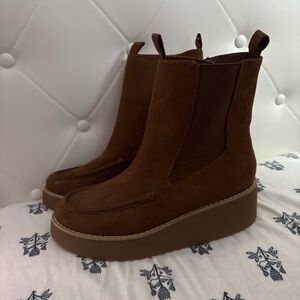 London Underground suede platform boots